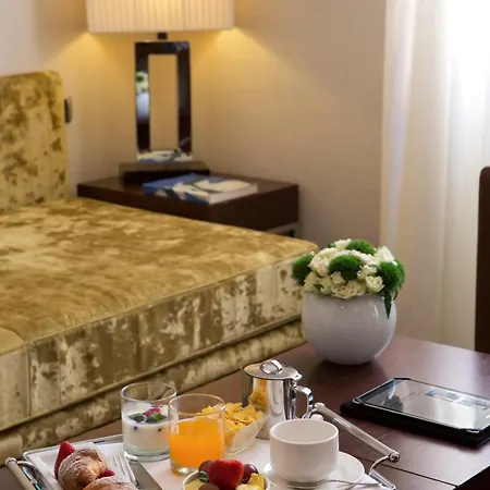 Starhotels Ritz Milano Camera foto