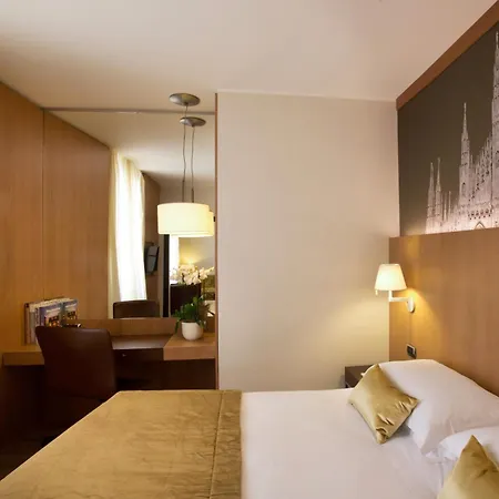 Starhotels Ritz Milano Camera foto